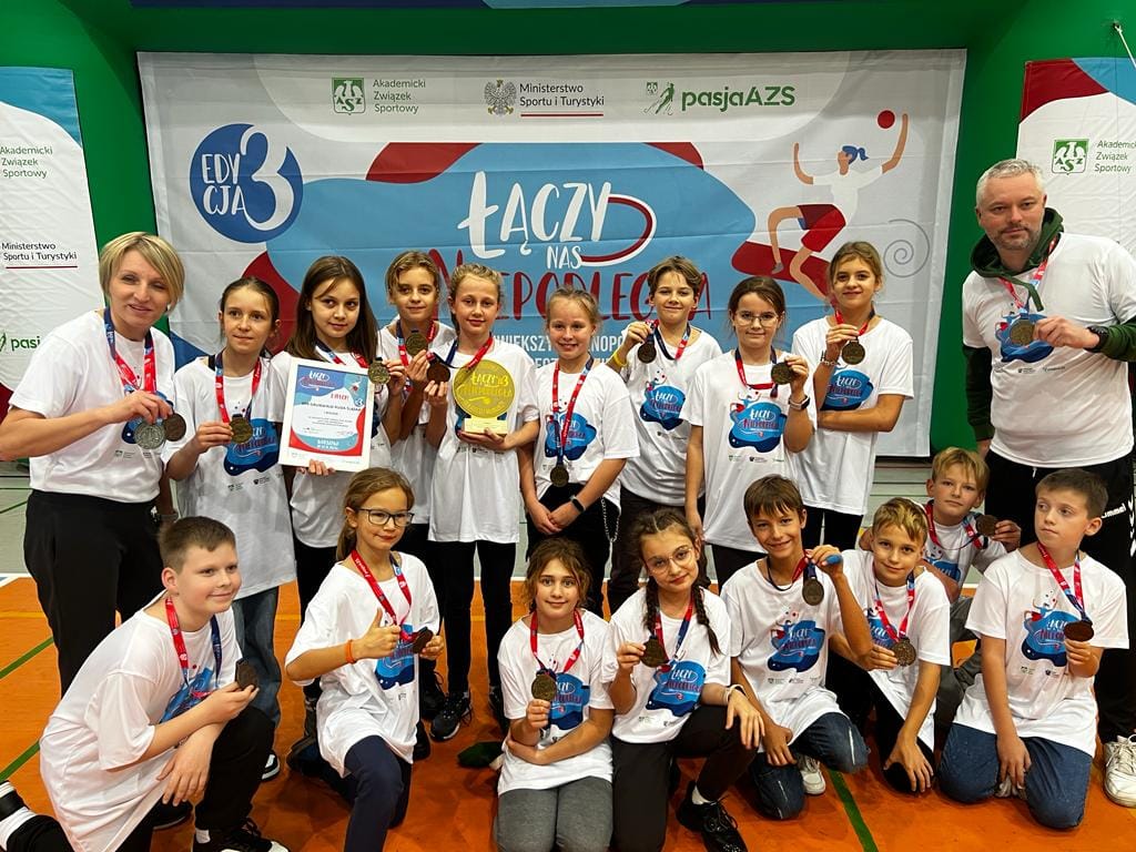 laczy nas niepodlegla